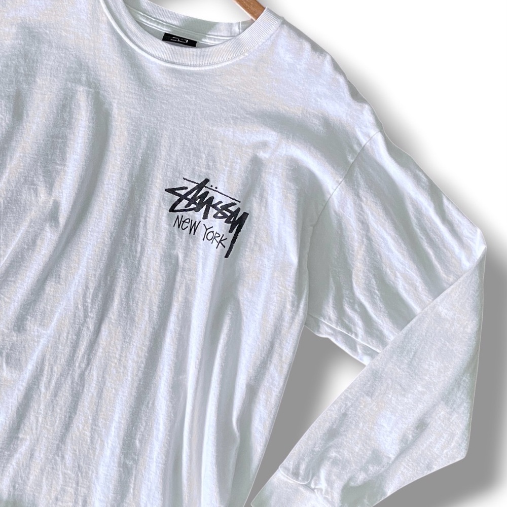 Auth Stussy “New York” Chapter Long Sleeve T Shirt in a White Black Logo Sz L